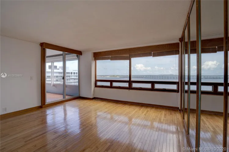 The Palace Condo #C1605 image #7