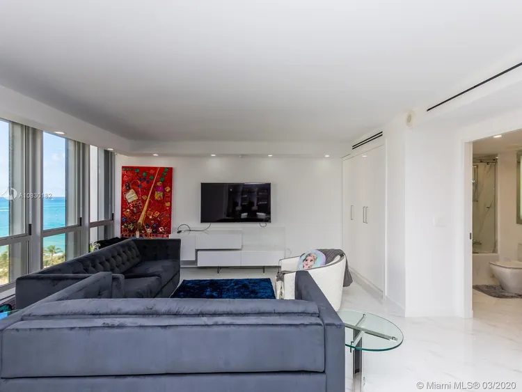 Bal Harbour 101 #1006 image #17