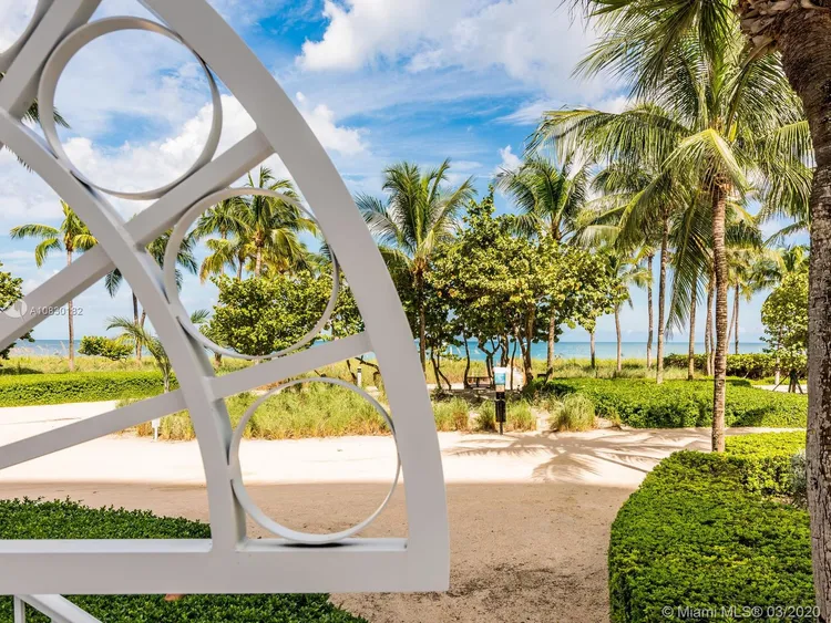 Bal Harbour 101 #1006 image #38