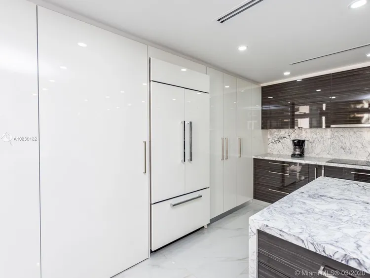 Bal Harbour 101 #1006 image #9