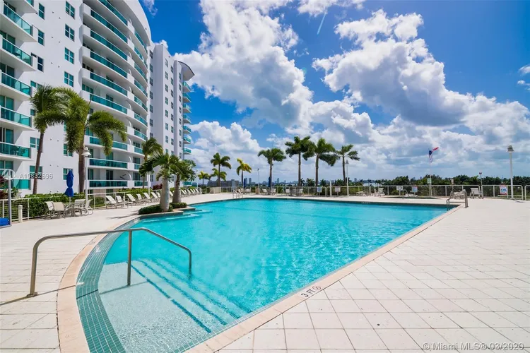 360 Condo #816 image #11
