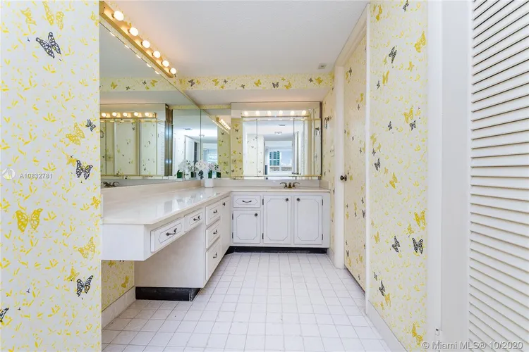 Maison Grande #635 image #23