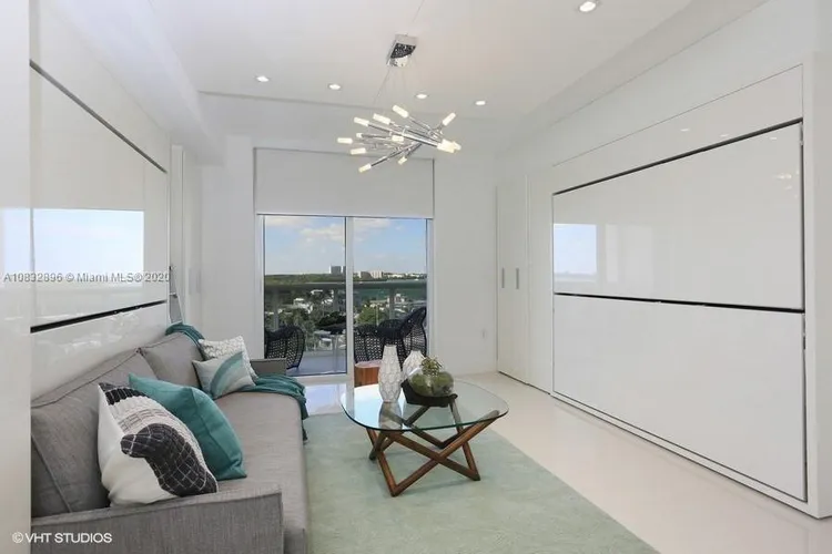 Harbour House #725 image #19