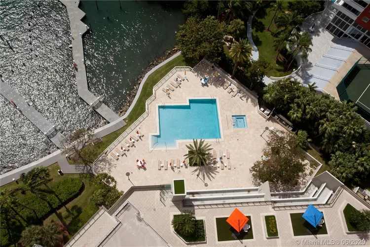 Villa Regina Condo #2201 image #25