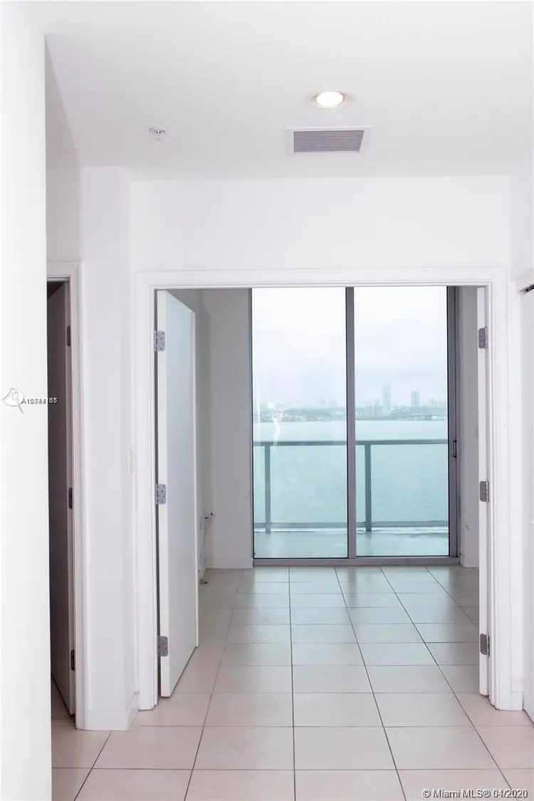 Eloquence on the Bay #804 image #12