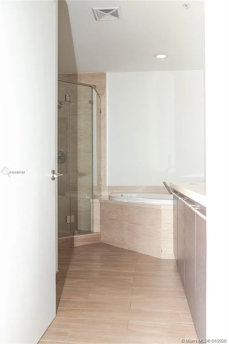 Eloquence on the Bay #804 image #21