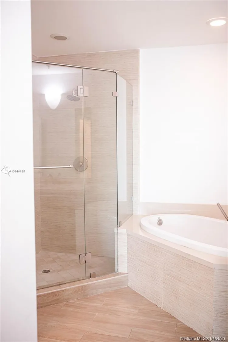 Eloquence on the Bay #804 image #24