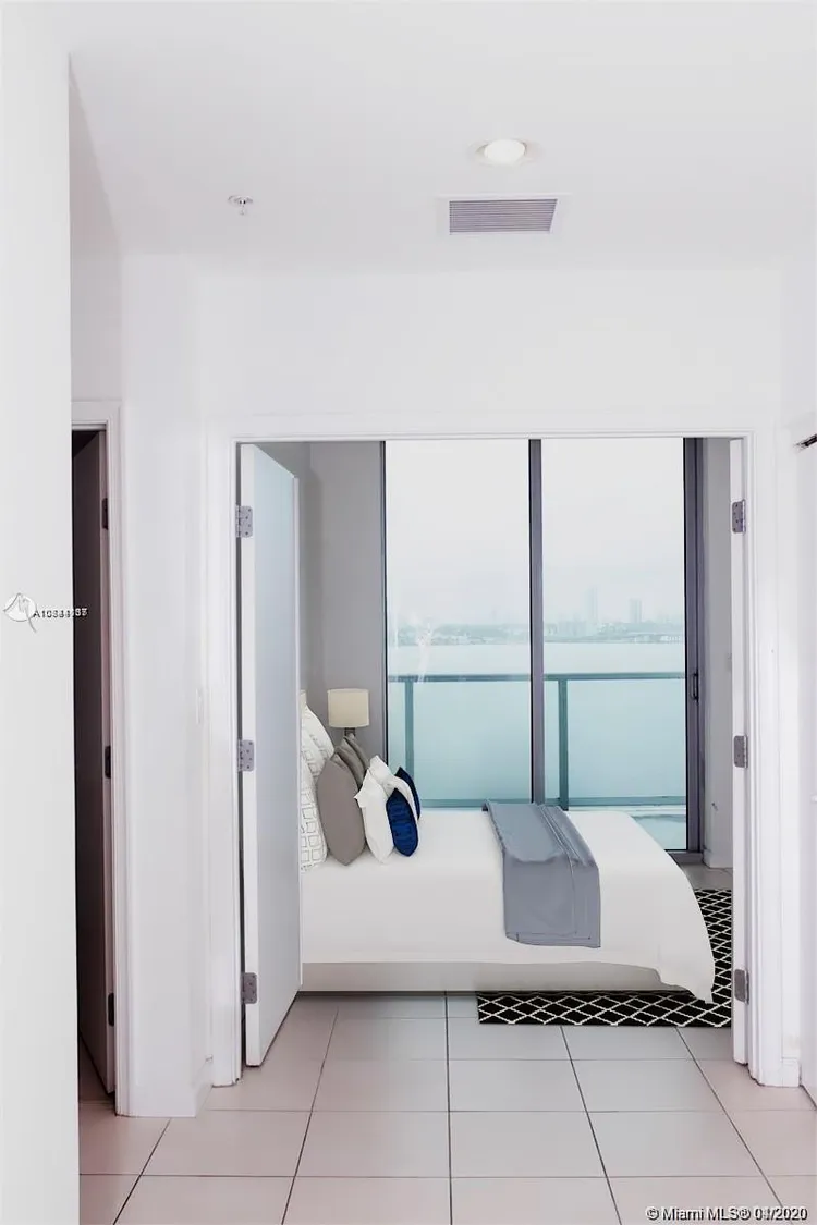 Eloquence on the Bay #804 image #25