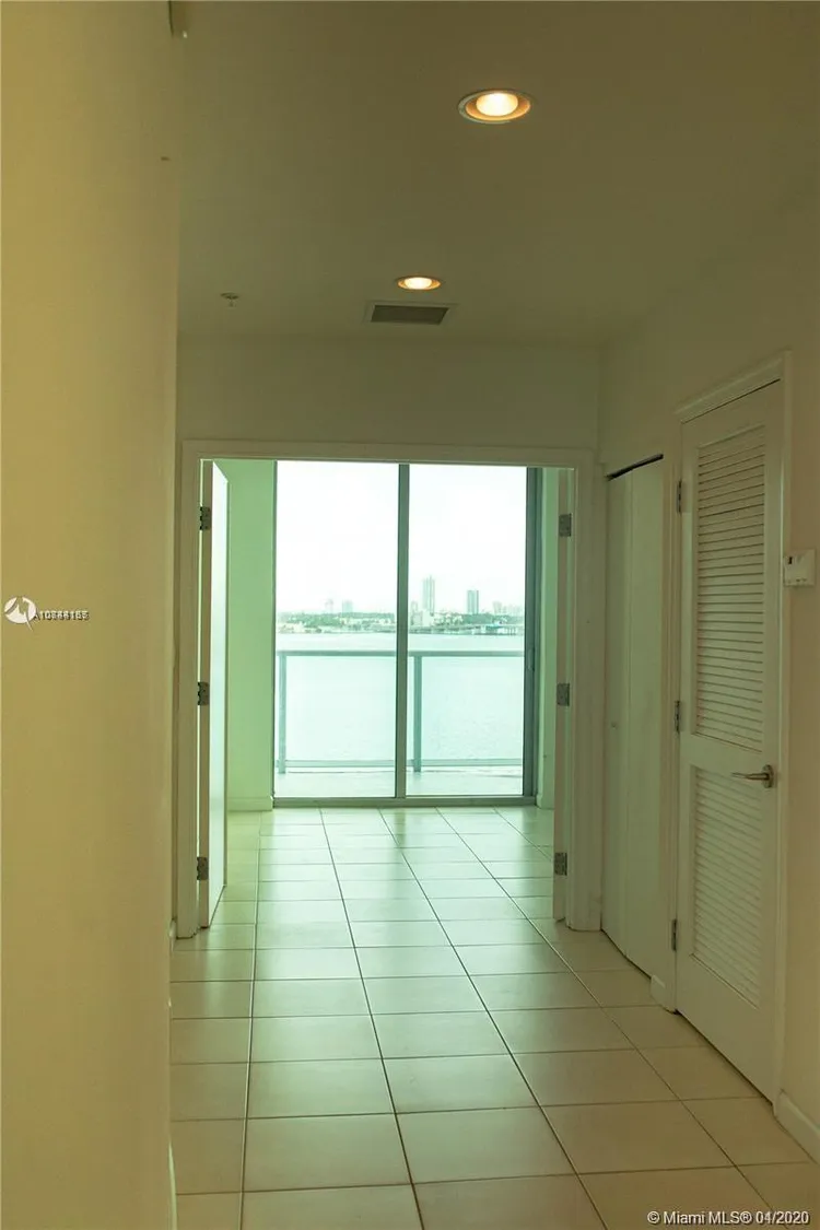 Eloquence on the Bay #804 image #38