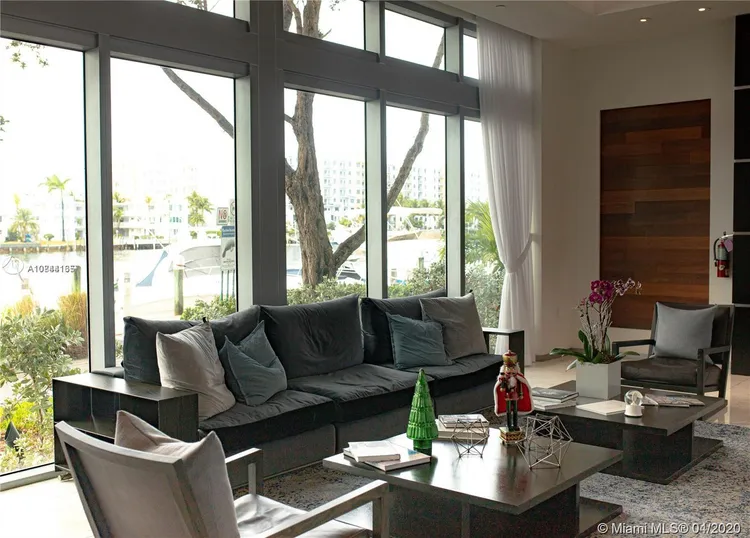 Eloquence on the Bay #804 image #45