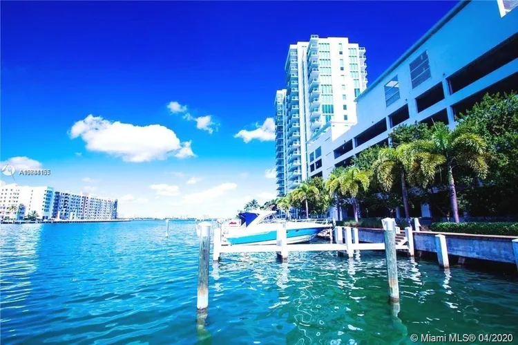 Eloquence on the Bay #804 image #50