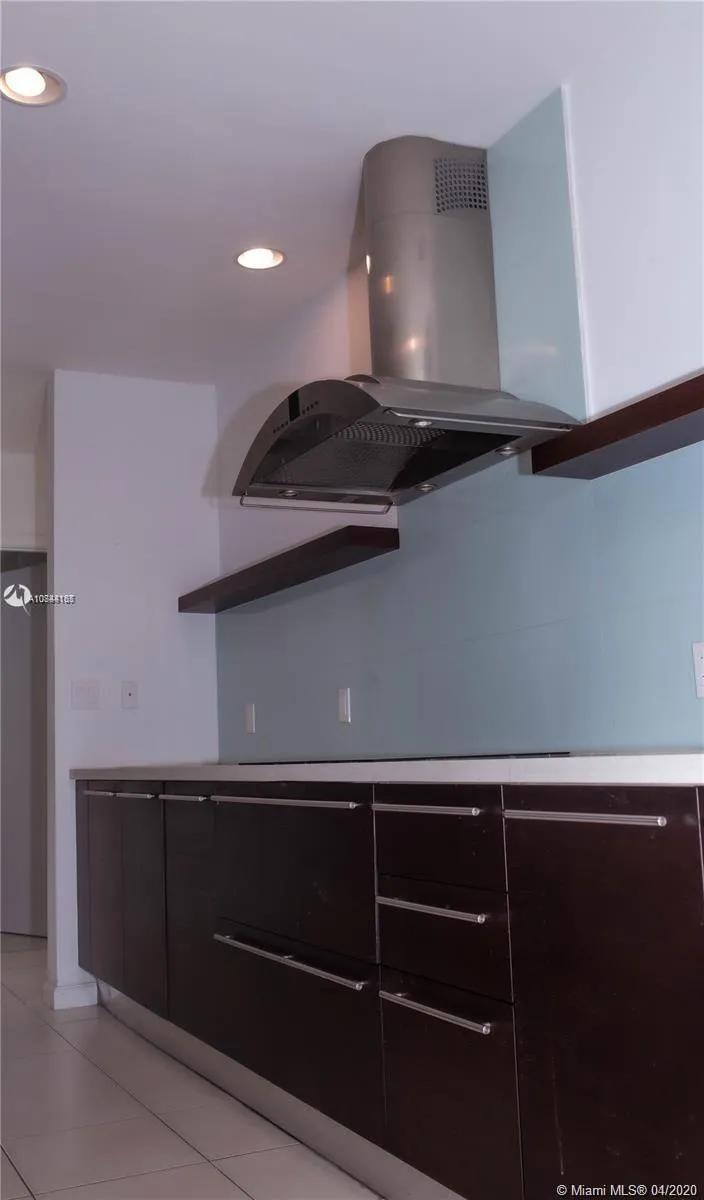 Eloquence on the Bay #804 image #6