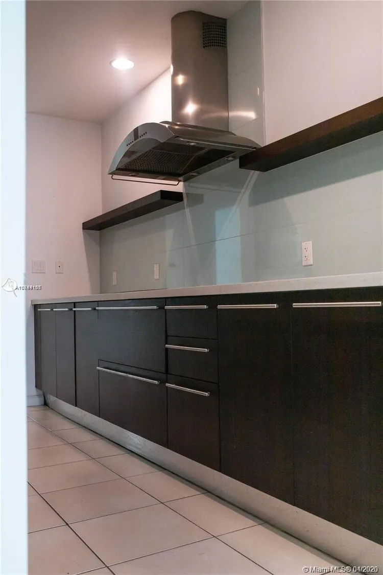 Eloquence on the Bay #804 image #7