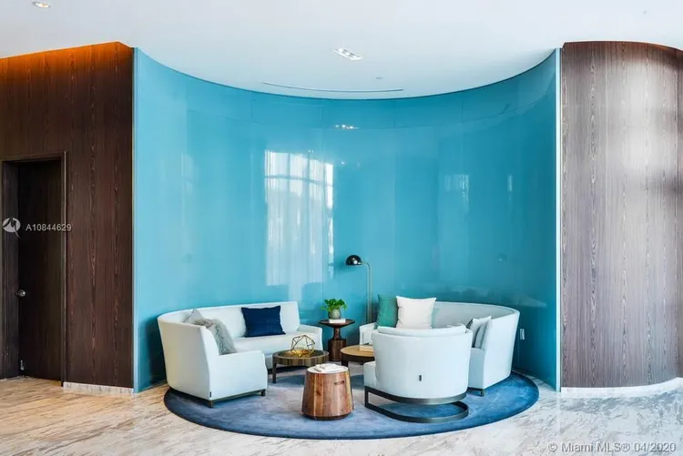 Echo Aventura #UPH01 image #26