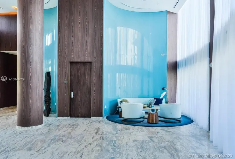 Echo Aventura #UPH01 image #28