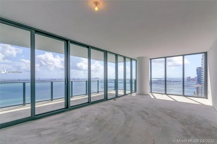 One Paraiso #4501 image #14