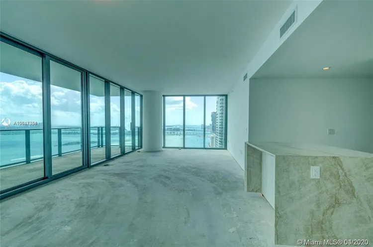 One Paraiso #4501 image #9