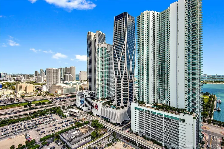 Paramount Miami Worldcenter #4112 image #34