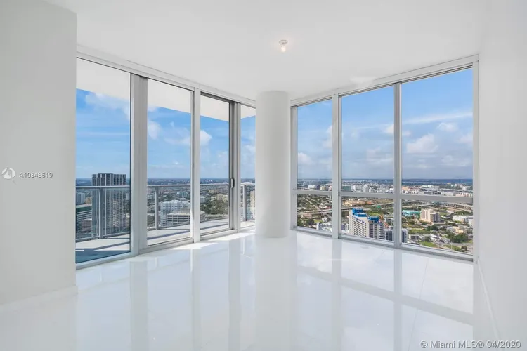 Paramount Miami Worldcenter #4112 image #6