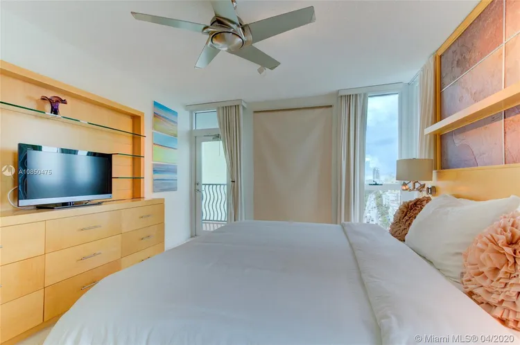 1500 Ocean Drive #1208 image #14