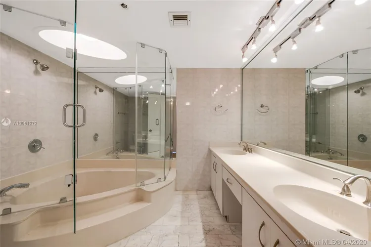 Towers of Quayside Condo #1 #304 image #18