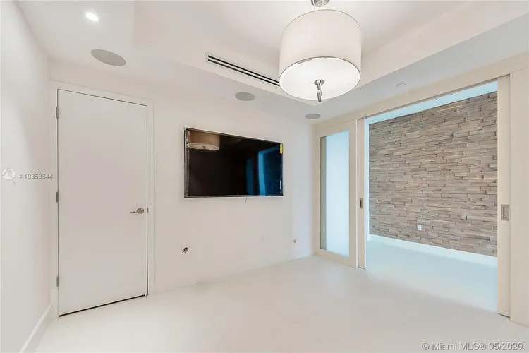 Sage Beach #4F image #12