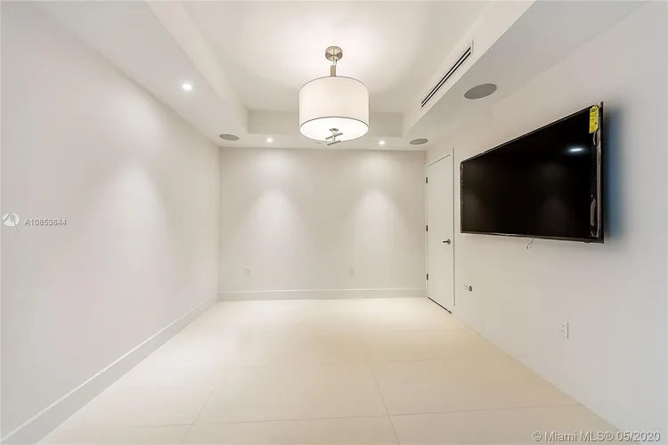 Sage Beach #4F image #14