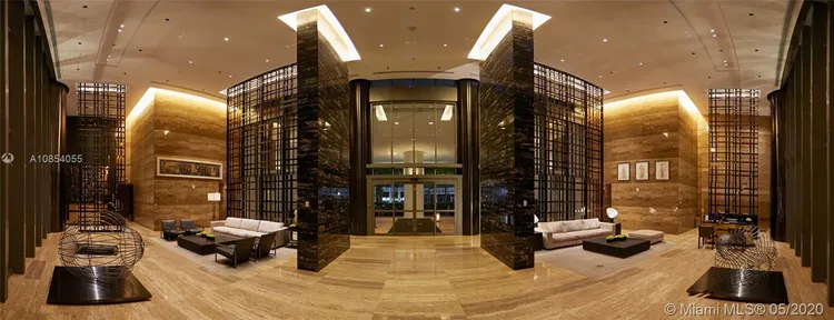 Apogee #702 image #26