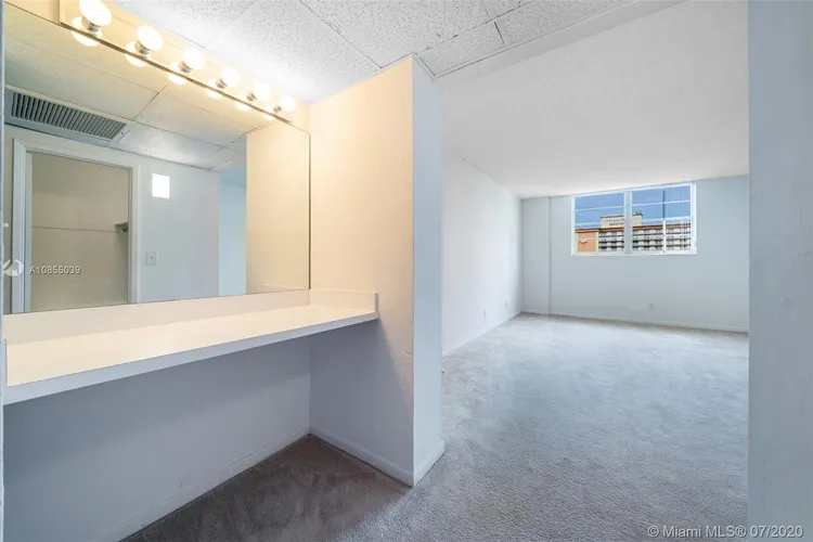 Ocean Reserve #701 image #13