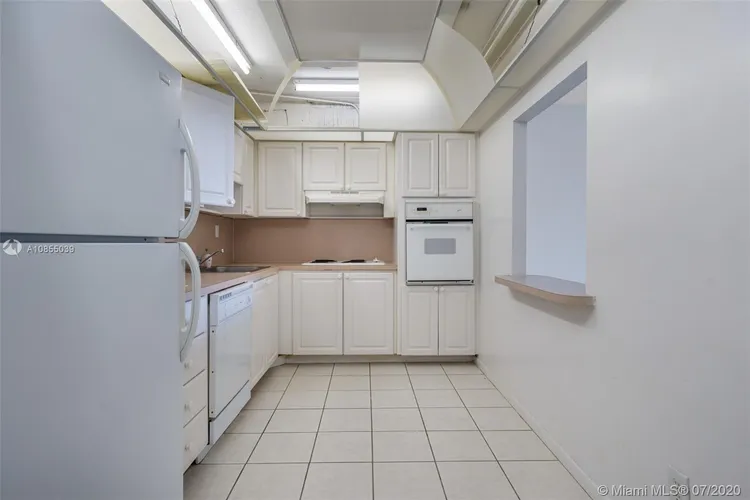 Ocean Reserve #701 image #18