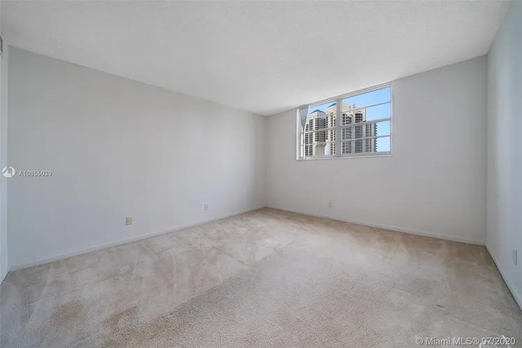 Ocean Reserve #701 image #9