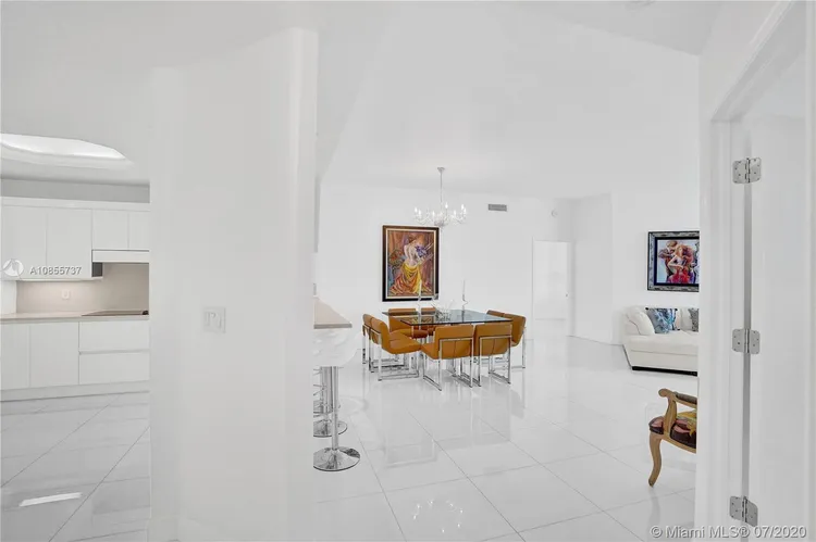 Solimar #PH-D image #7