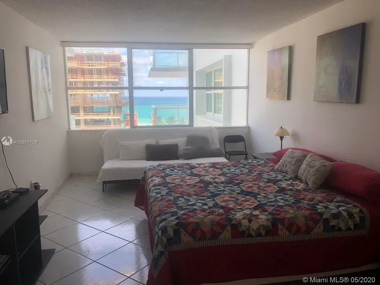 Royal Embassy #10J image #6