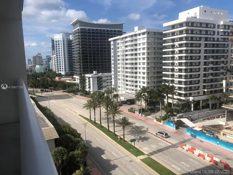 Royal Embassy #10J image #7