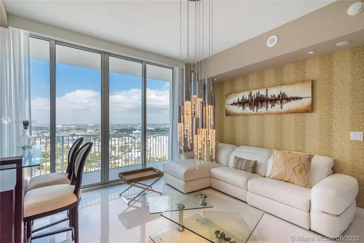 Paramount Bay #2907 image #11