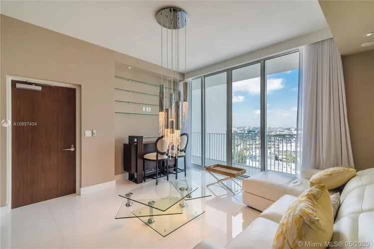 Paramount Bay #2907 image #16