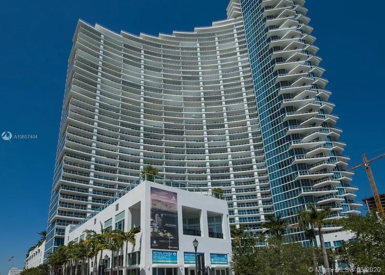 Paramount Bay #2907 image #26