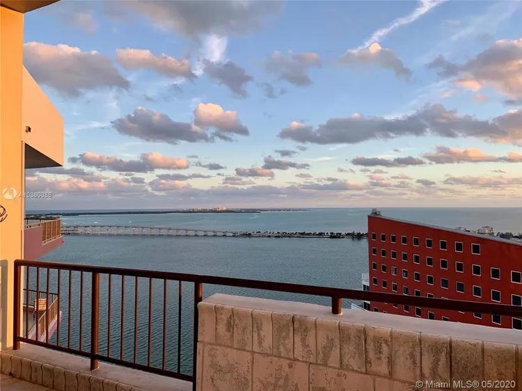 Villa Regina Condo #T206 image #13