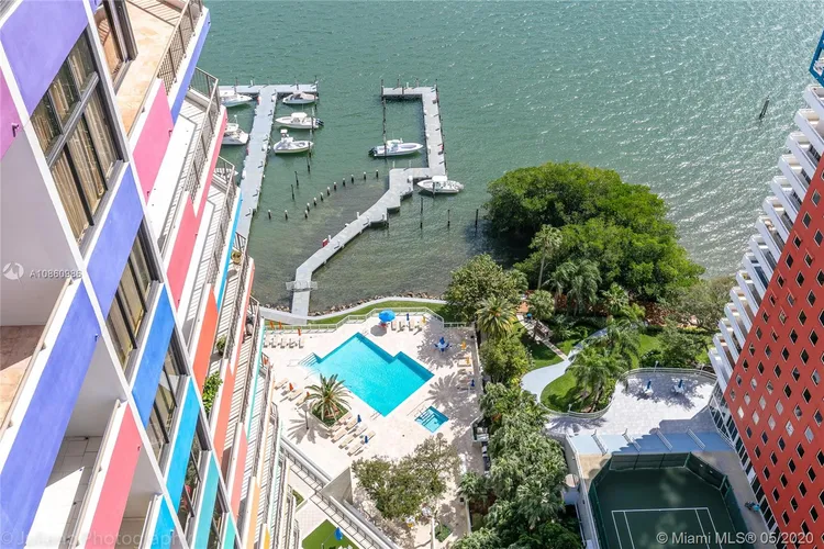 Villa Regina Condo #T206 image #31