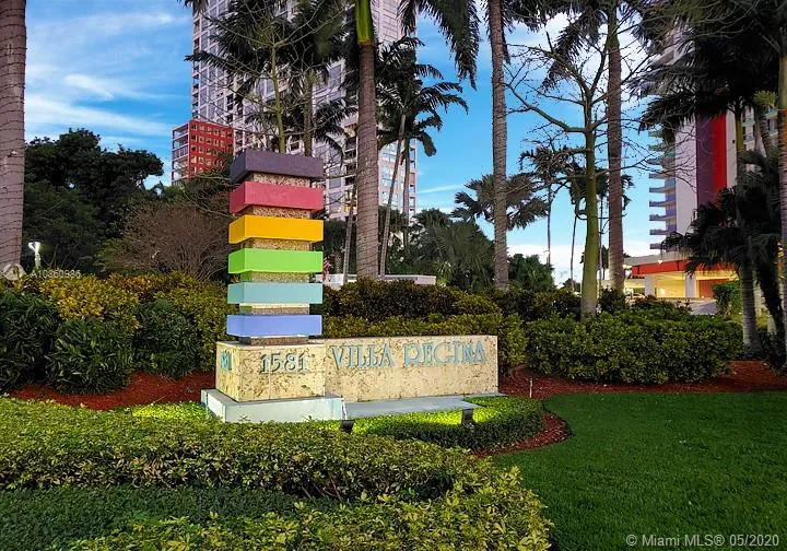 Villa Regina Condo #T206 image #33