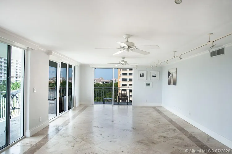 Sands of Key Biscayne #8M image #17