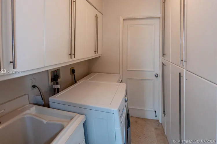 Sands of Key Biscayne #8M image #19