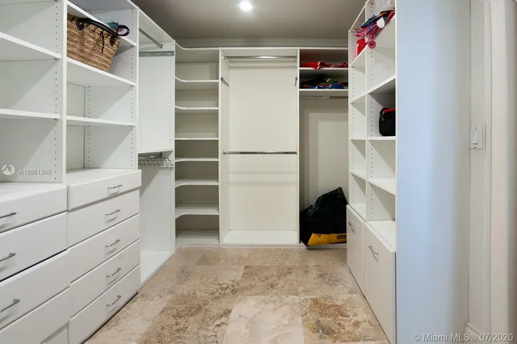 Sands of Key Biscayne #8M image #32