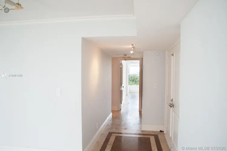 Sands of Key Biscayne #8M image #34