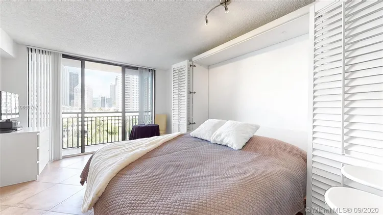 Brickell Key II #813 image #13