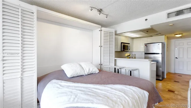 Brickell Key II #813 image #14