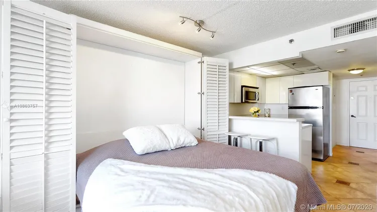 Brickell Key II #813 image #18