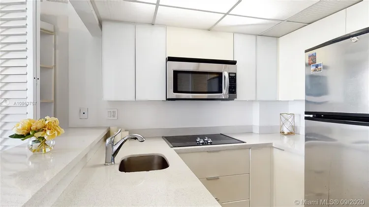 Brickell Key II #813 image #31