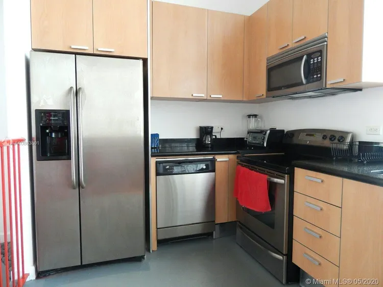 The Lofts at Hollywood Station #103 image #7