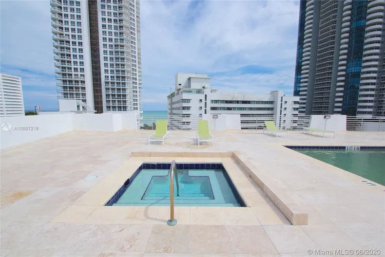 Casablanca Villas #314 image #26